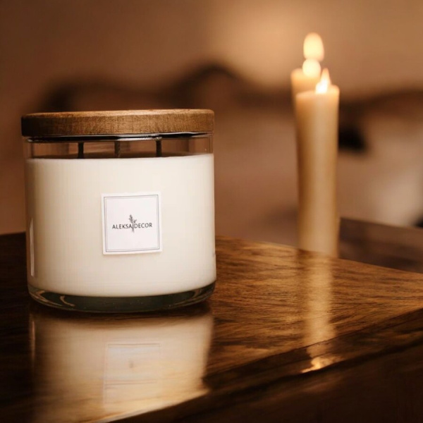 Аромасвеча в стеклянном стакане с деревянной крышкой 800 мл. / Ассортимент ароматов